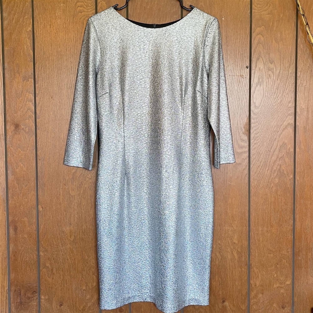 Gibson Latimer Silver Crackle 3/4 Sleeve Sheath Dress